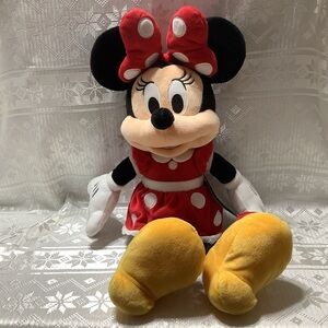 Disney Minnie Mouse Plush Licensed Collectible Fandom